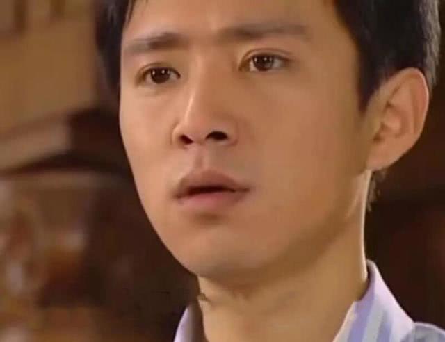 并且陆振华在剧中的戏份也是不少的,最主要的就是他娶了九个老婆,但是