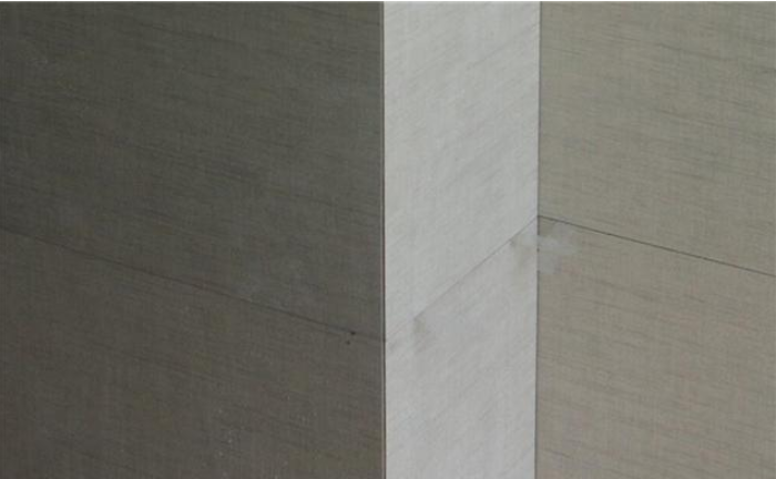 瓷砖碰角有没有难度?师傅说难度很大,可邻居却说不用做了