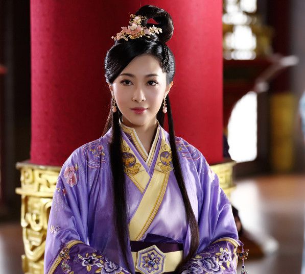 《双世宠妃2》易胖夫妇第一场也是唯一一场吻戏,竟如此虐心