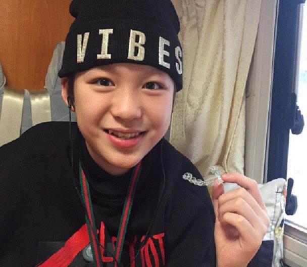 "洪世贤"儿子终于长大了,如今颜值飙升,撞脸易烊千玺