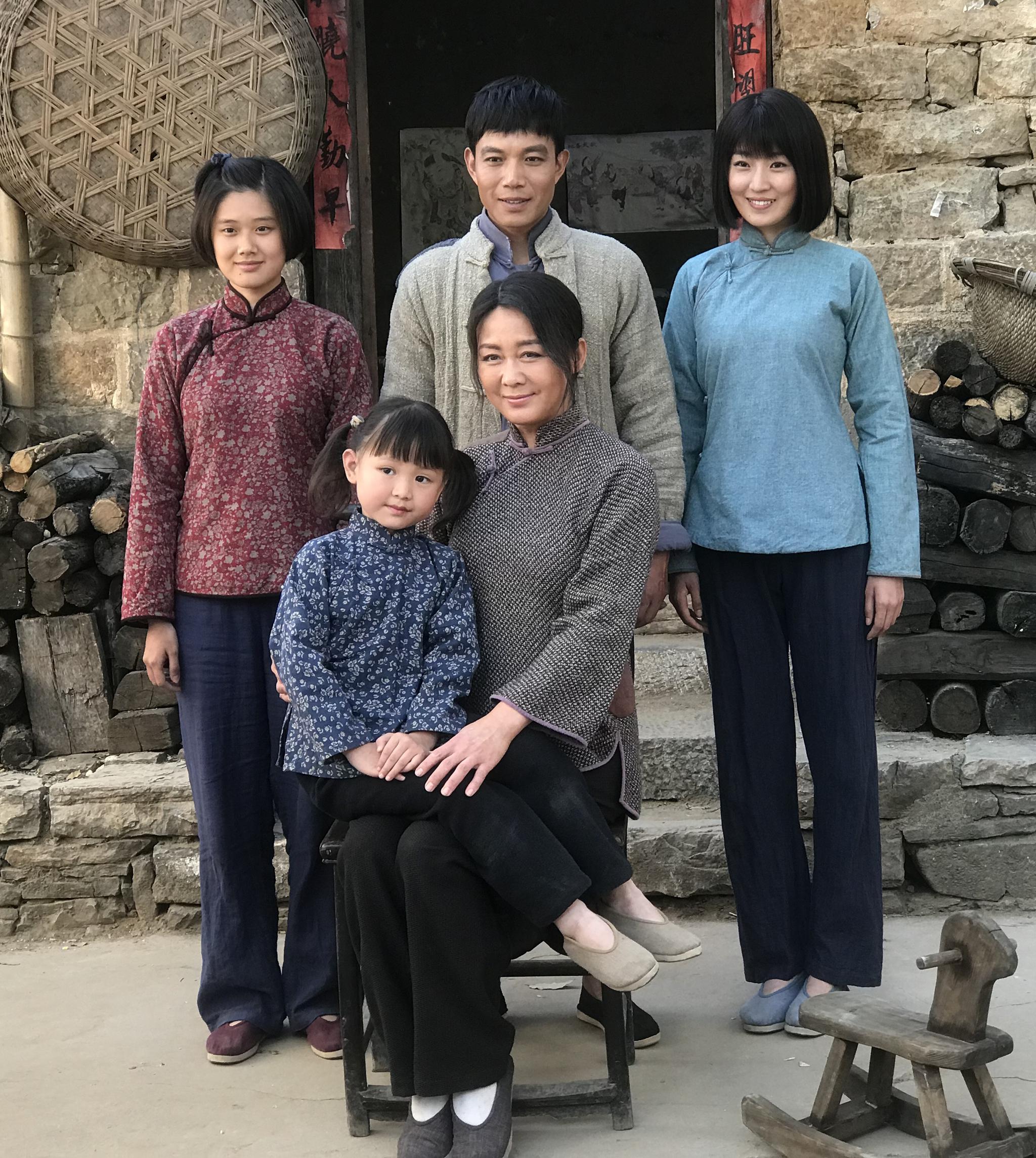 电视剧《苦菜花》杀青 演员李琳再现红色经典