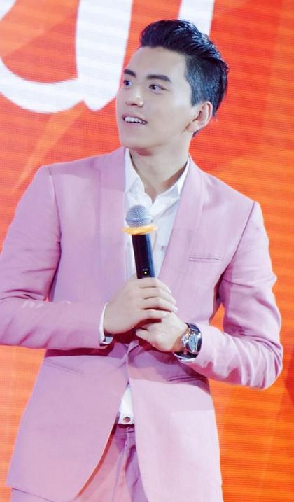 吴亦凡一出场都是酷酷的样子,那你们见过凡凡可爱的样子嘛?