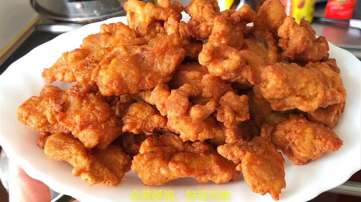 大厨:炸里脊肉,万万别直接下油锅!多加这一步,大人孩子抢着吃