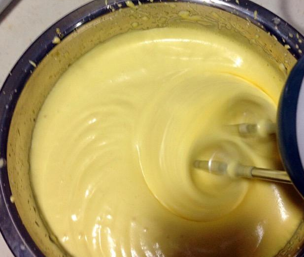 纸杯蛋糕自己在家动手原来这么简单,时间也短