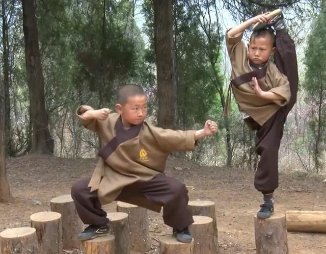 看了这些画面,你还会忍心把自己的孩子送少林寺练功吗?
