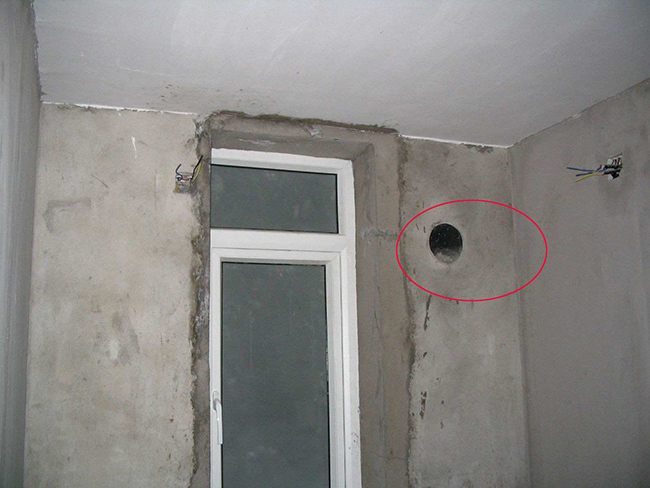 卫生间装修万万要留这个孔,听完老师傅分析,才知家里装错了!