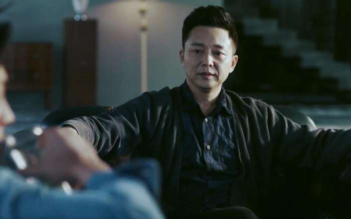 《橙红年代》聂万峰的态度一直是谜,他是否知道刘子光是卧底线人