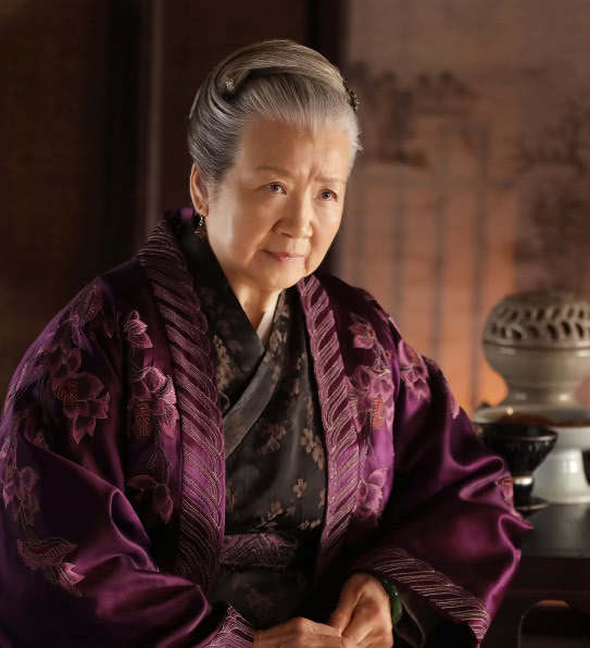 因搭档而被熟知,如今75岁还在拍戏,网友:生命如戏全靠演技