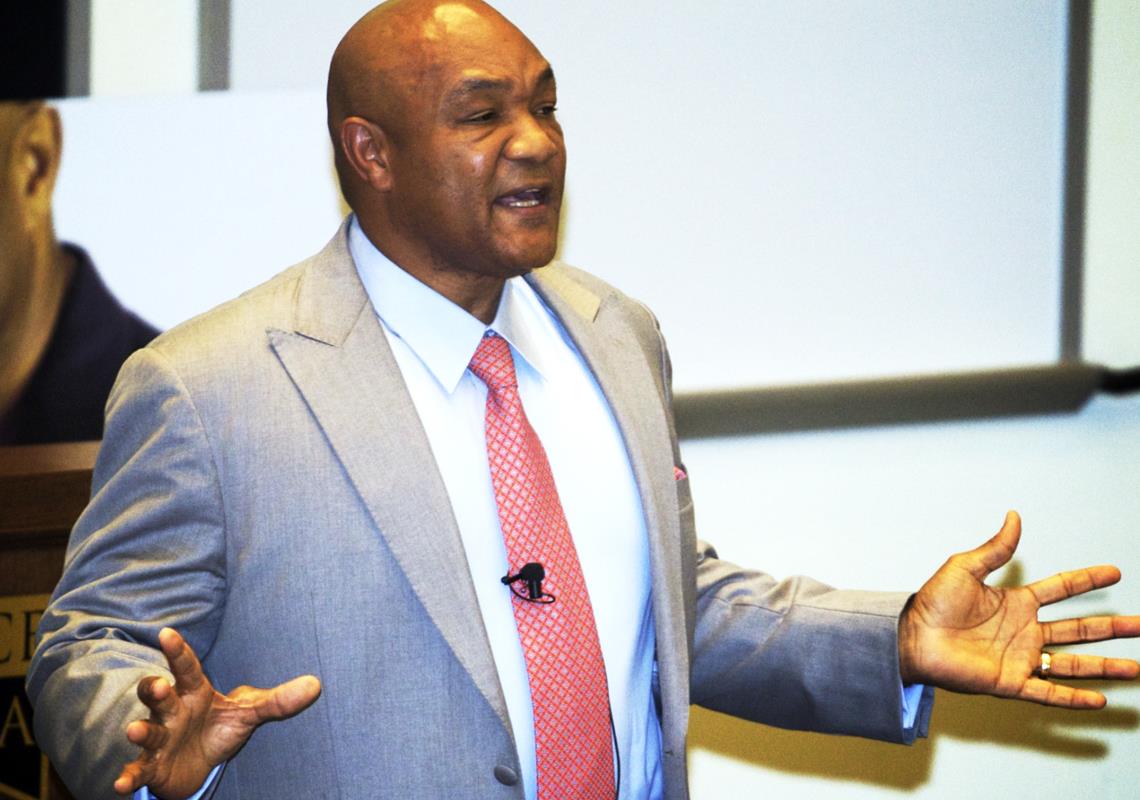 福尔曼揭示谁是迄今最伟大拳王?不是阿里,也不是泰森!|路易斯|福尔曼|