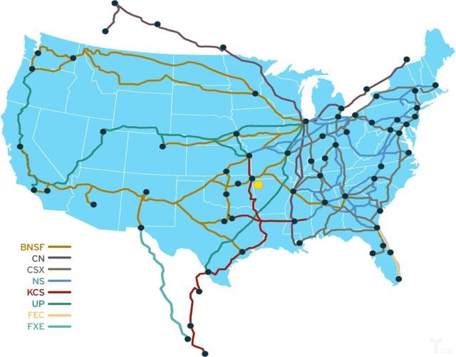 中国高铁的发展极大地改善了中国铁路运输效率,方便了往来旅客的出行
