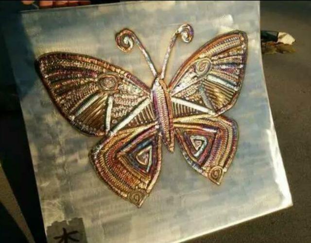 男子带自己的电焊作品应聘,老板:很棒,所以不能录用你