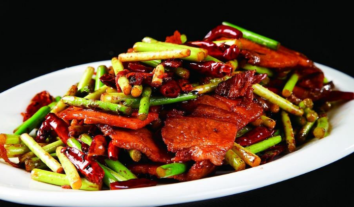 四川排行第一的硬菜,油而不腻的回锅肉,冲击你的味蕾
