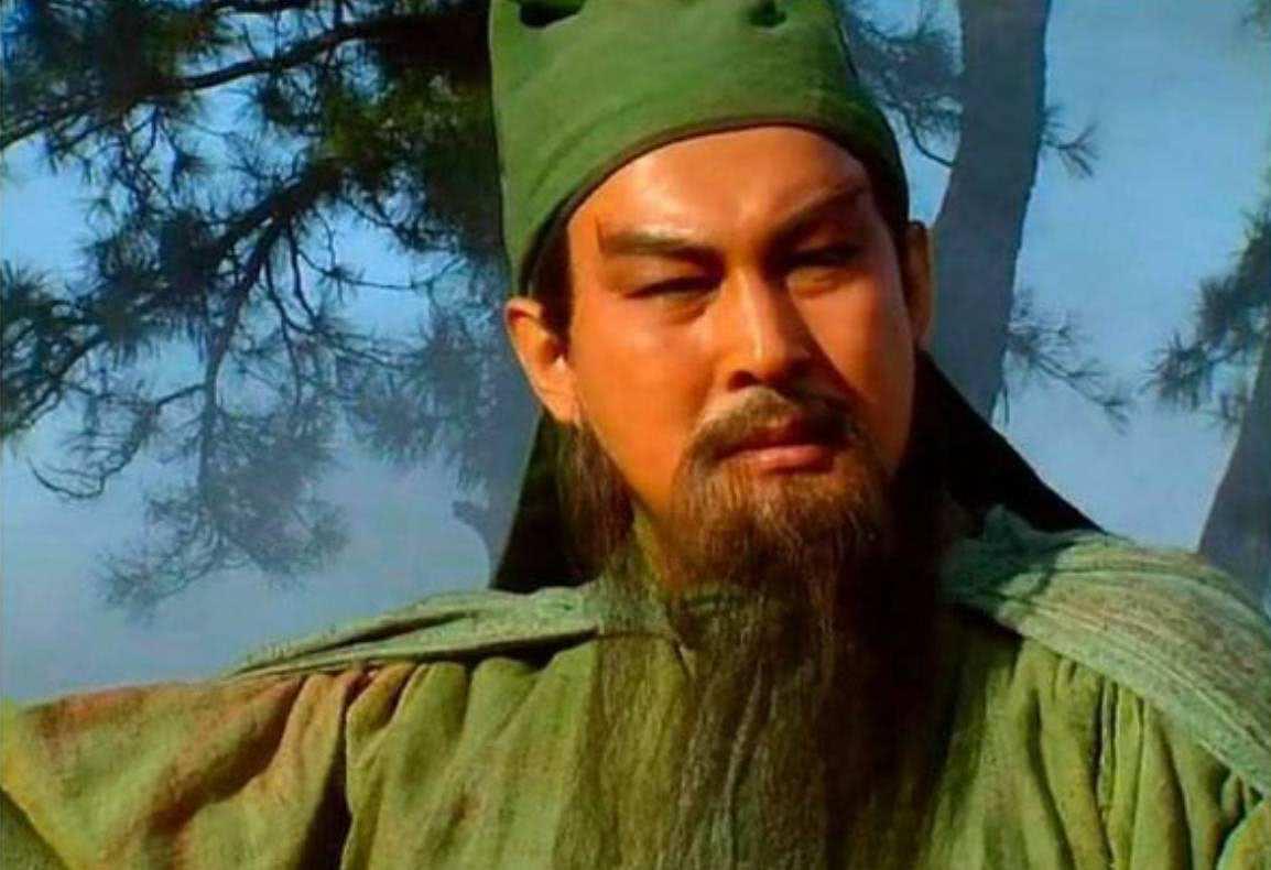 他是《三国演义》关羽, 当过央视评委坐过牢, 今62岁仍威风凛凛