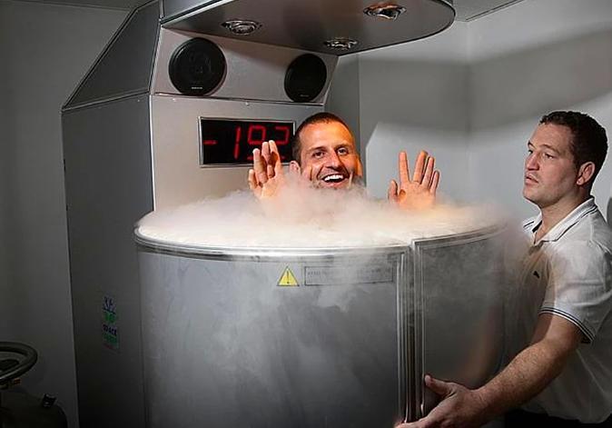 世上首例冷冻人即将解冻他到底能否复活专家的话引人深思