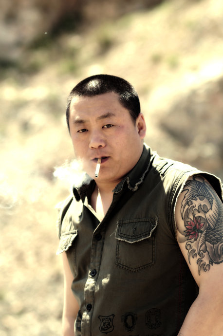 住10年地下室,今成功送妻百万豪宅|宋晓峰|赵本山|杨晓茹_新浪新闻