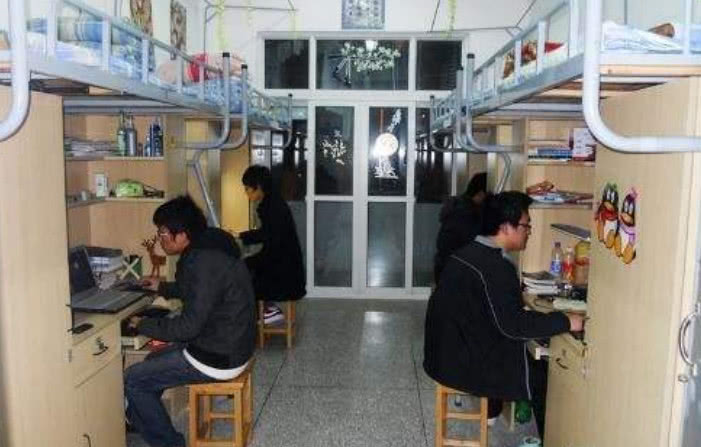辅导员透露：高校里旷课常用的几大借口，学渣基本一个不落|大学生活|社团|同学|活动|大学生_新浪新闻