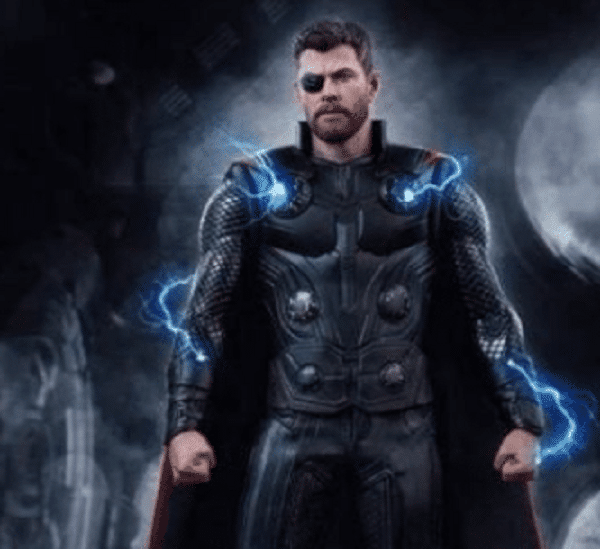 美国有个戴眼罩的叫雷神日本有个戴眼罩的叫卡卡西中国