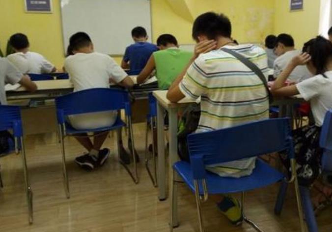 中小学教师不允许补课但是这3种人却可以补课你了解吗