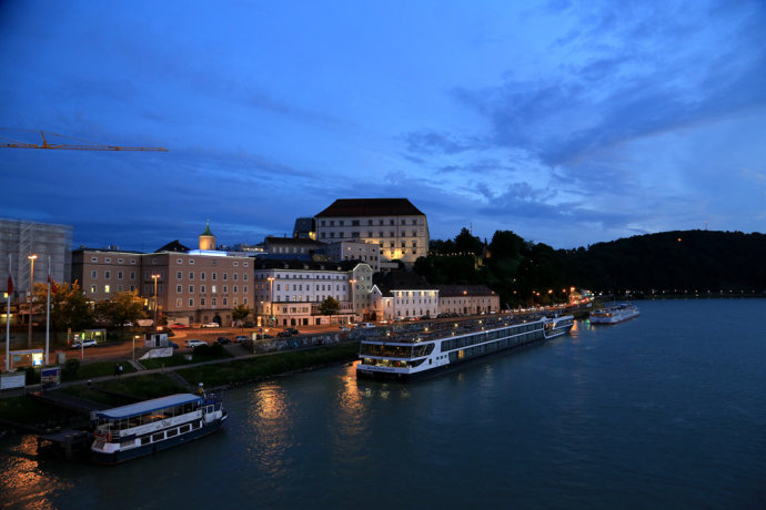 奥地利林茨华丽蜕变的工业之都