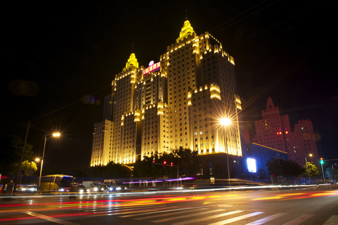 ���뽡����ҵ��չǿ��������ҽҩ�������ܹ����콡����ҵ��ģʽ