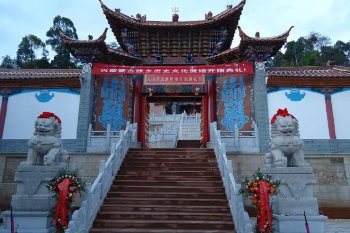 远离草原的蒙古人兴蒙乡的蒙古族成吉思汗遗落在南方的子孙