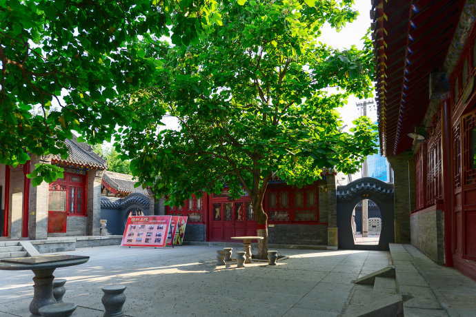 奉系军阀吴俊升私宅,四合院,仿清代民宅建筑,俗称"大帅府".