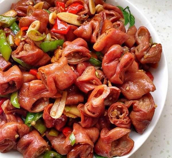 煮猪大肠时,多加上"这一步",煮好后不会缩水,赶紧收藏起来!