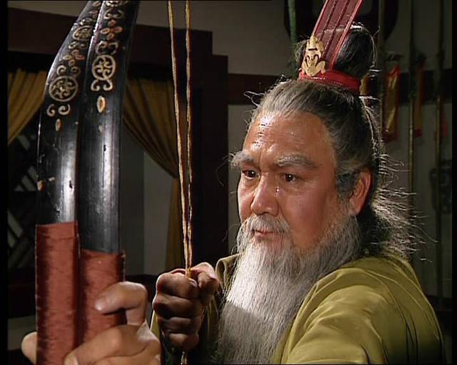 关羽是五虎上将之首,对赵云,马超,张飞,黄忠是如何评价的