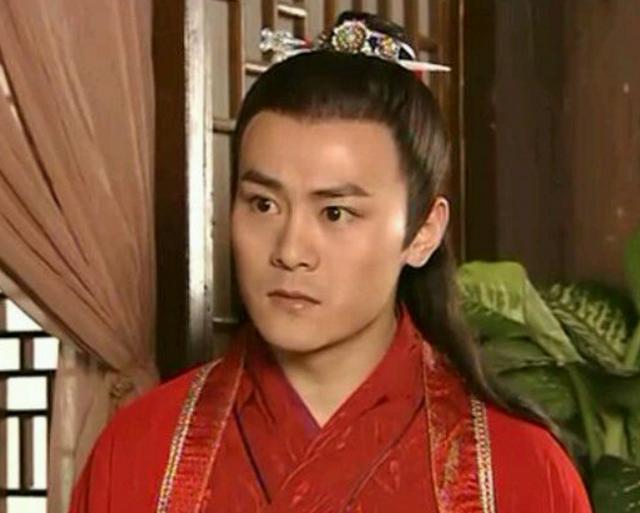 里面的男主是李解,是一个风流倜傥的才子,《笑傲江湖》中饰演林平之