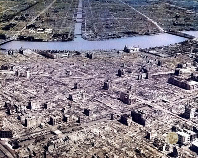 二战末的东京上色老照片大轰炸下的真实模样看看多惨烈