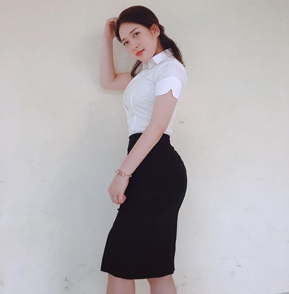 越南微胖女兵走红,体重120斤,每周健身三次练就圆润型身材!