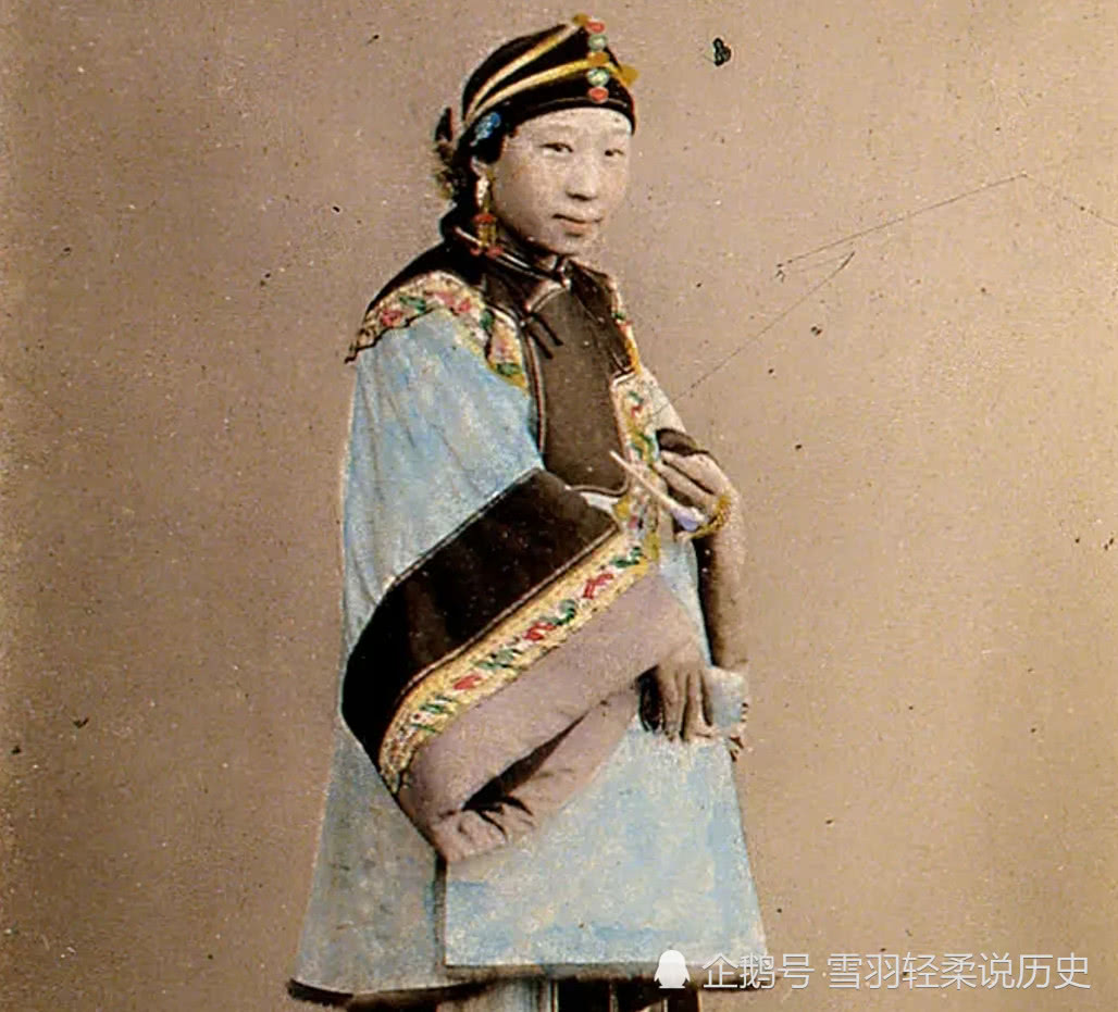 晚清老照片紫禁城里的女子美丽清秀霸气漂亮的慈禧太后