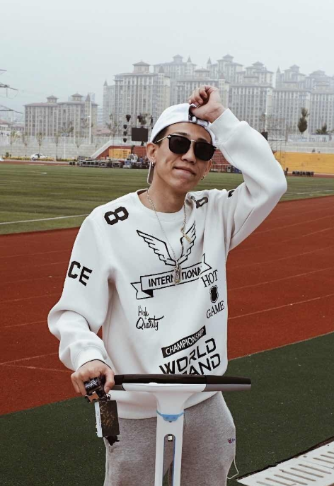 在石250入驻虎牙,牌面满满已是户外一哥!