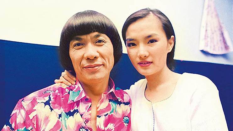 尤其是在台湾娱乐圈当时有这么一种说法"南猪(猪哥亮),北张(张菲),中