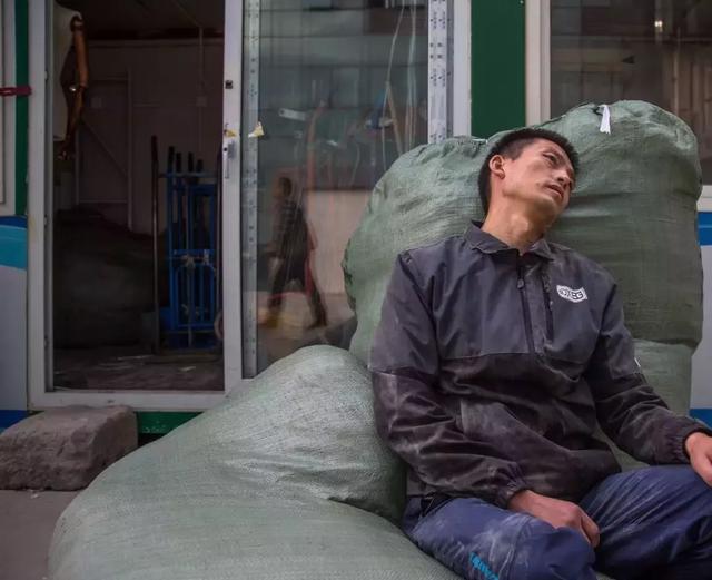 写给很累很累的你!(句句入心)|诉苦|身体|家人_新浪新闻