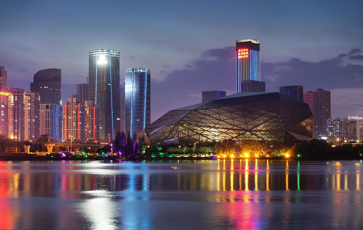 辽宁最"令人唏嘘"的城市,曾实力不输上海广州,如今迎来蝶变|沈阳|发祥