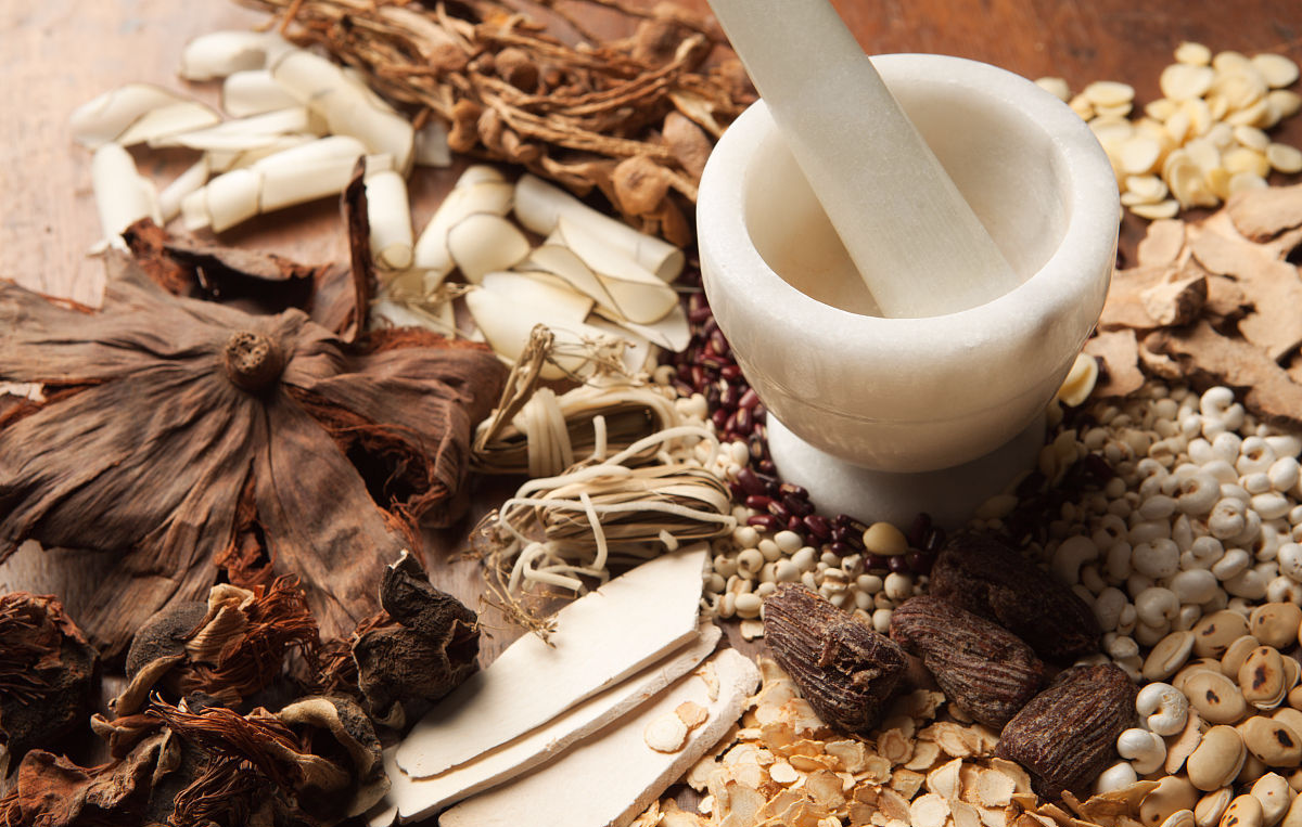 难道真要拿肾"开刀"?先别急,中医这个方子,溶石排石不再痛!