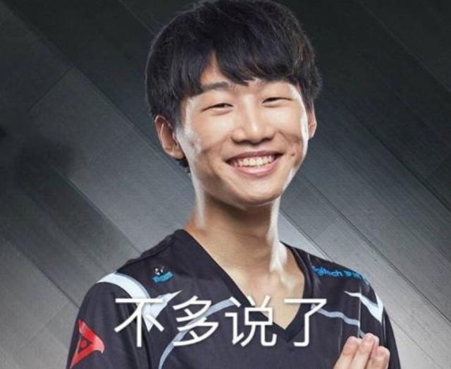 ning王直播暴露奇葩按键,把默认都改了,玩家:smlz也一样