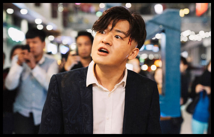 赵泰跑路后酒吧老板找谁结账?忘了他?赵泰见了也要毕恭毕敬