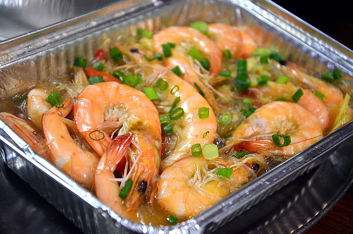 锡纸花蛤,蛤肉饱满,色泽嫩黄,新鲜干净,一颗一颗完全停不下来.