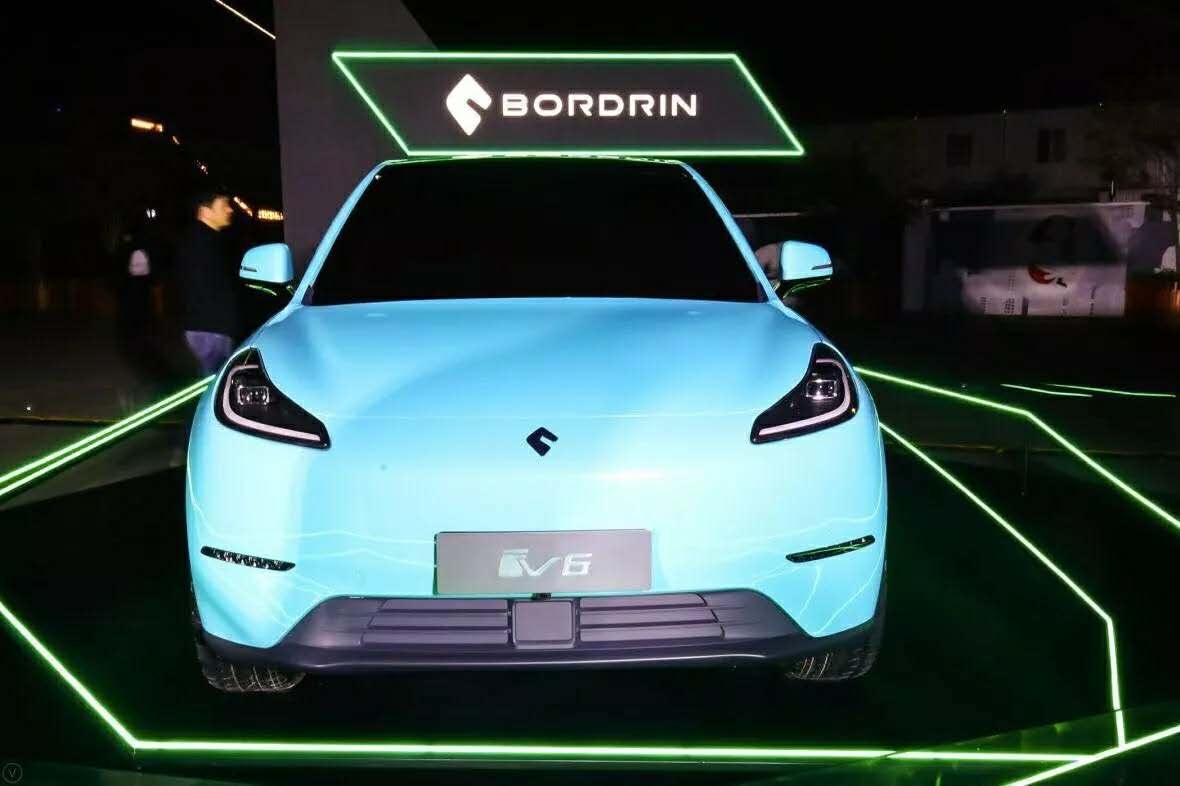 在一间"酒吧"内,见证博郡翩翩起舞 | 侃车·品牌说-新浪汽车