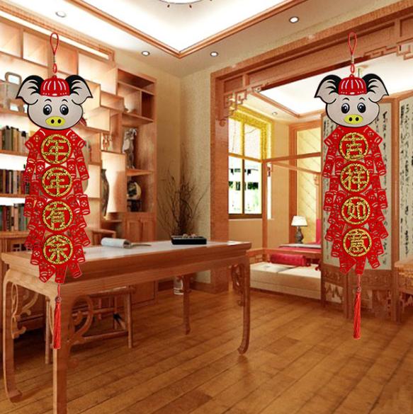 过年将至,家家户户都给客厅挂上"中国结",不吹!喜庆有年味