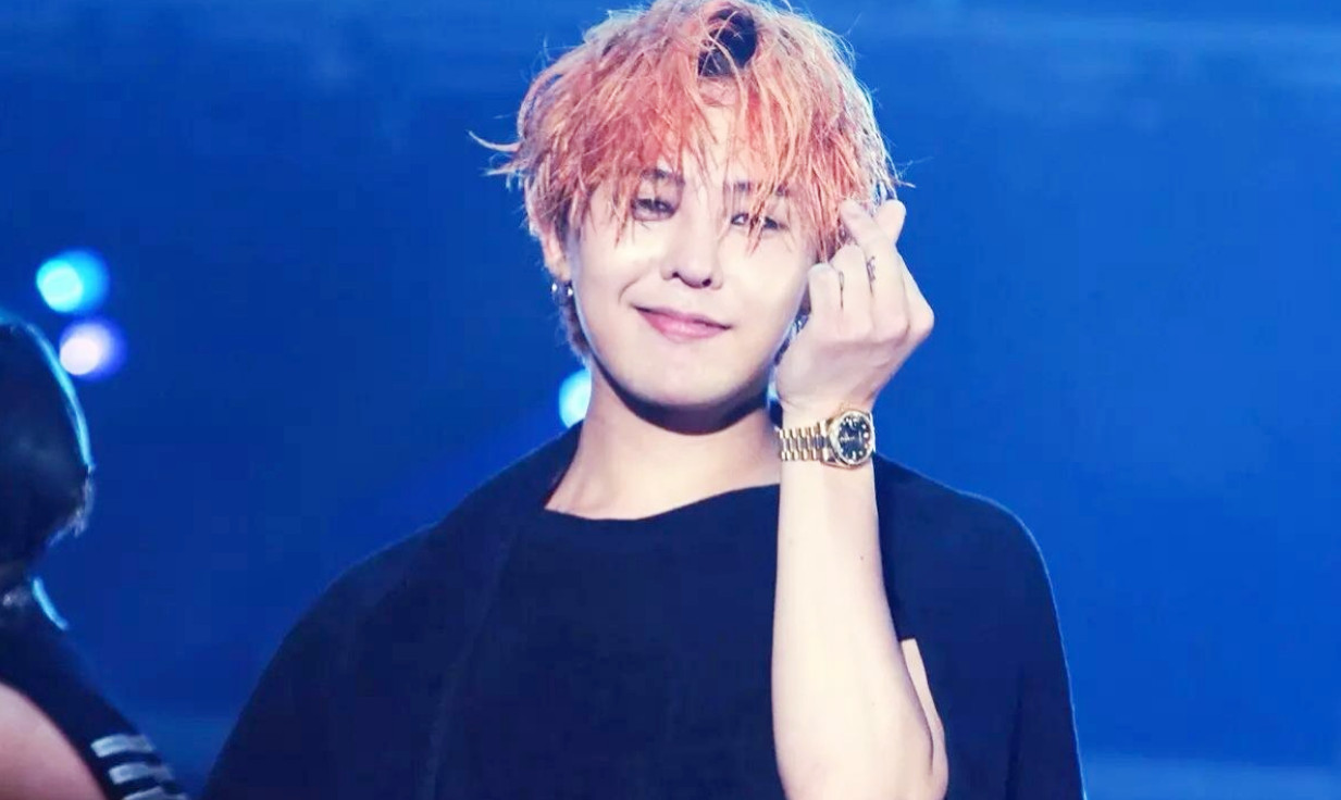 权志龙近照曝光,与入伍前照片判若两人,网友:不敢认像杜海涛?