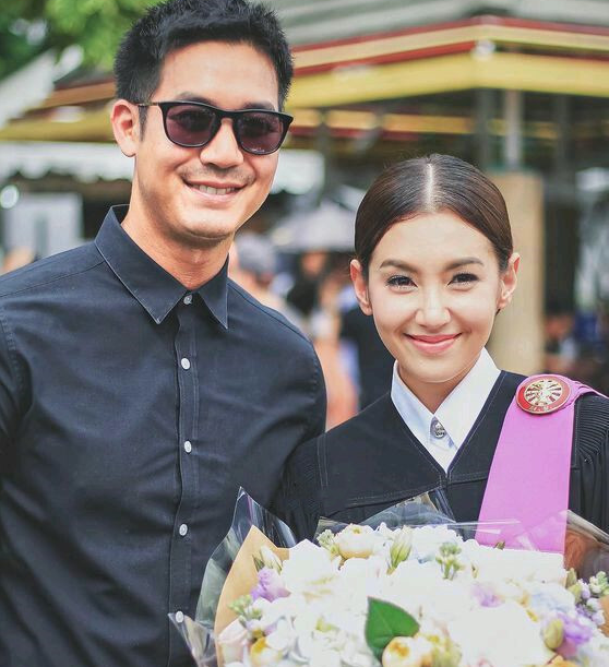 泰星weir和女友隔空秀恩爱thanwa和女友大方秀