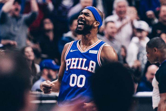 大起大落布鲁尔!76人指望他侧翼救火,连长想转正还得更拼