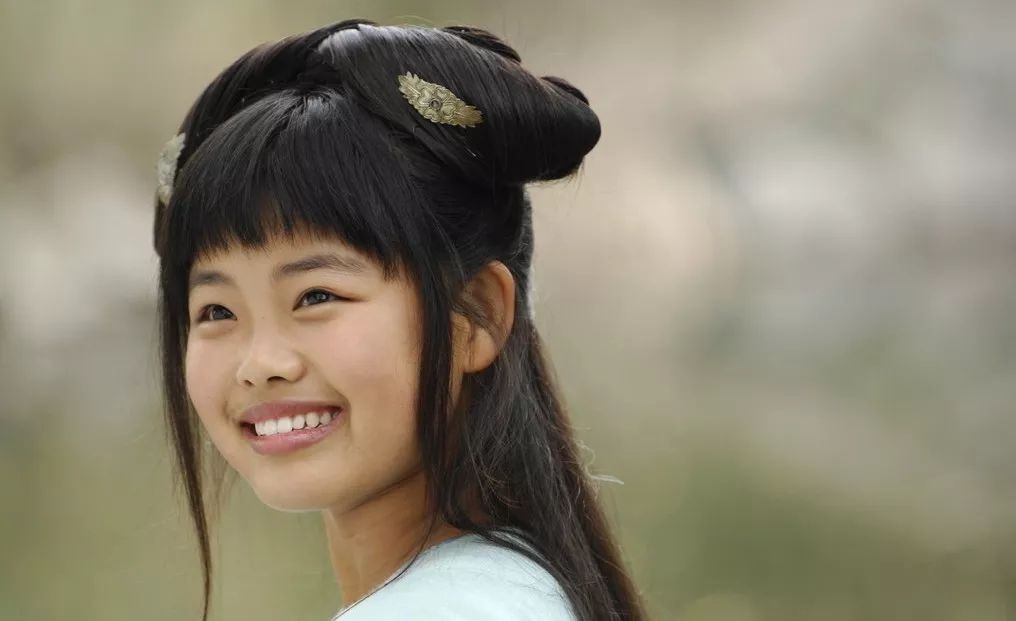 傻姑扮演者莫小贝的最可爱陈洁仪的最甜美她最傻