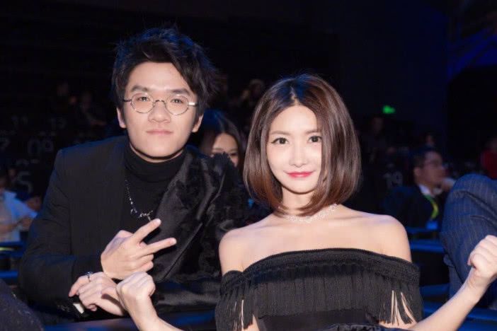 miss回归跳槽斗鱼?虎牙复播打破谣言,疑似男友曝光