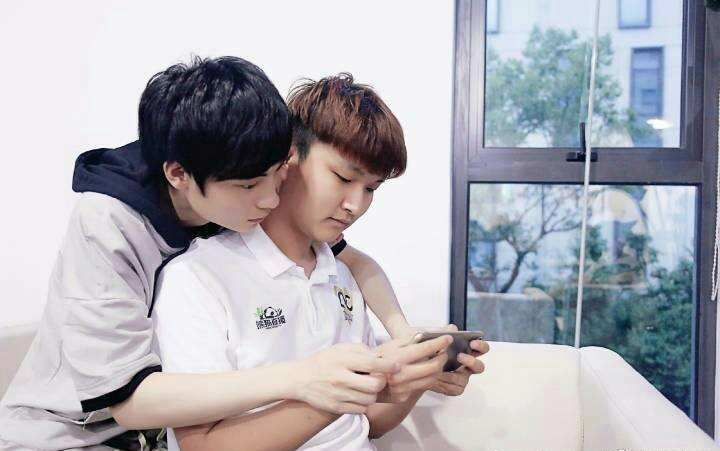 王者荣耀:gemini不担任冠军杯教练,官方:只是休息不离队