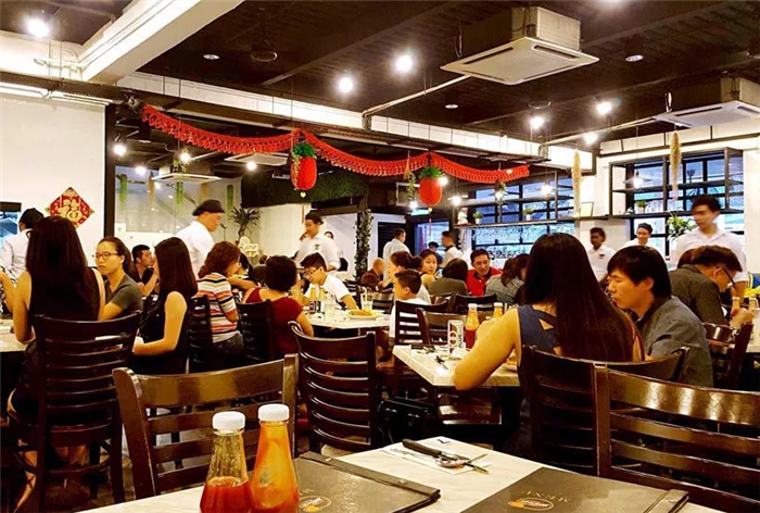 外国人:如果中国食物很好,为什么会有很多中国人在西餐厅吃饭?