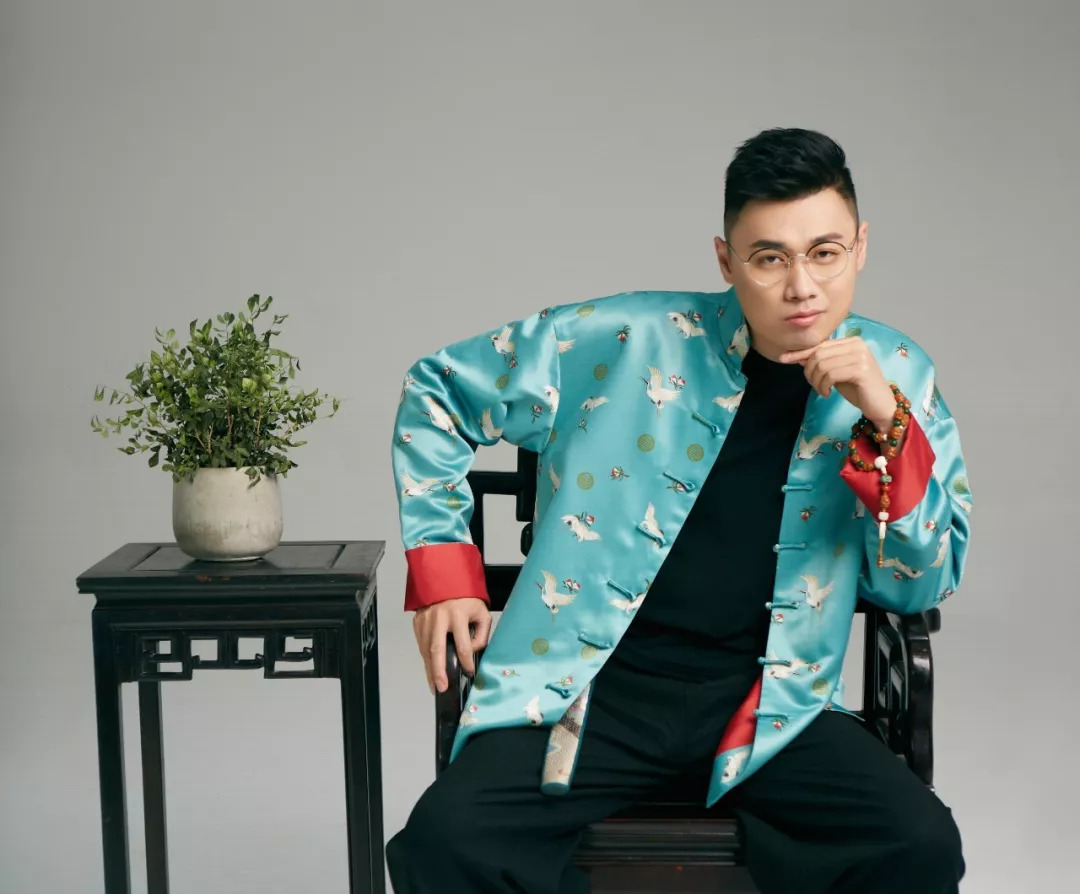 《奇葩说》辩手李林如是答